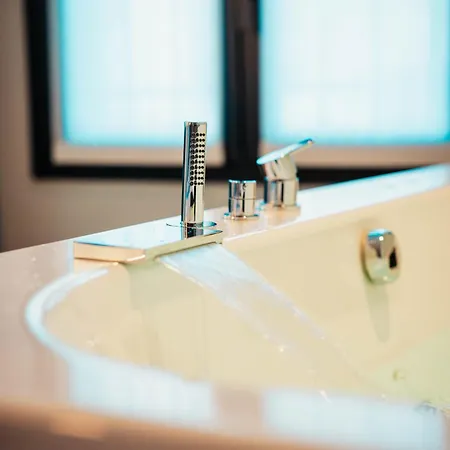 Penelope's Suite&spa Con Parcheggio Privato Διαμέρισμα