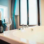 Penelope's Suite&spa Con Parcheggio Privato *